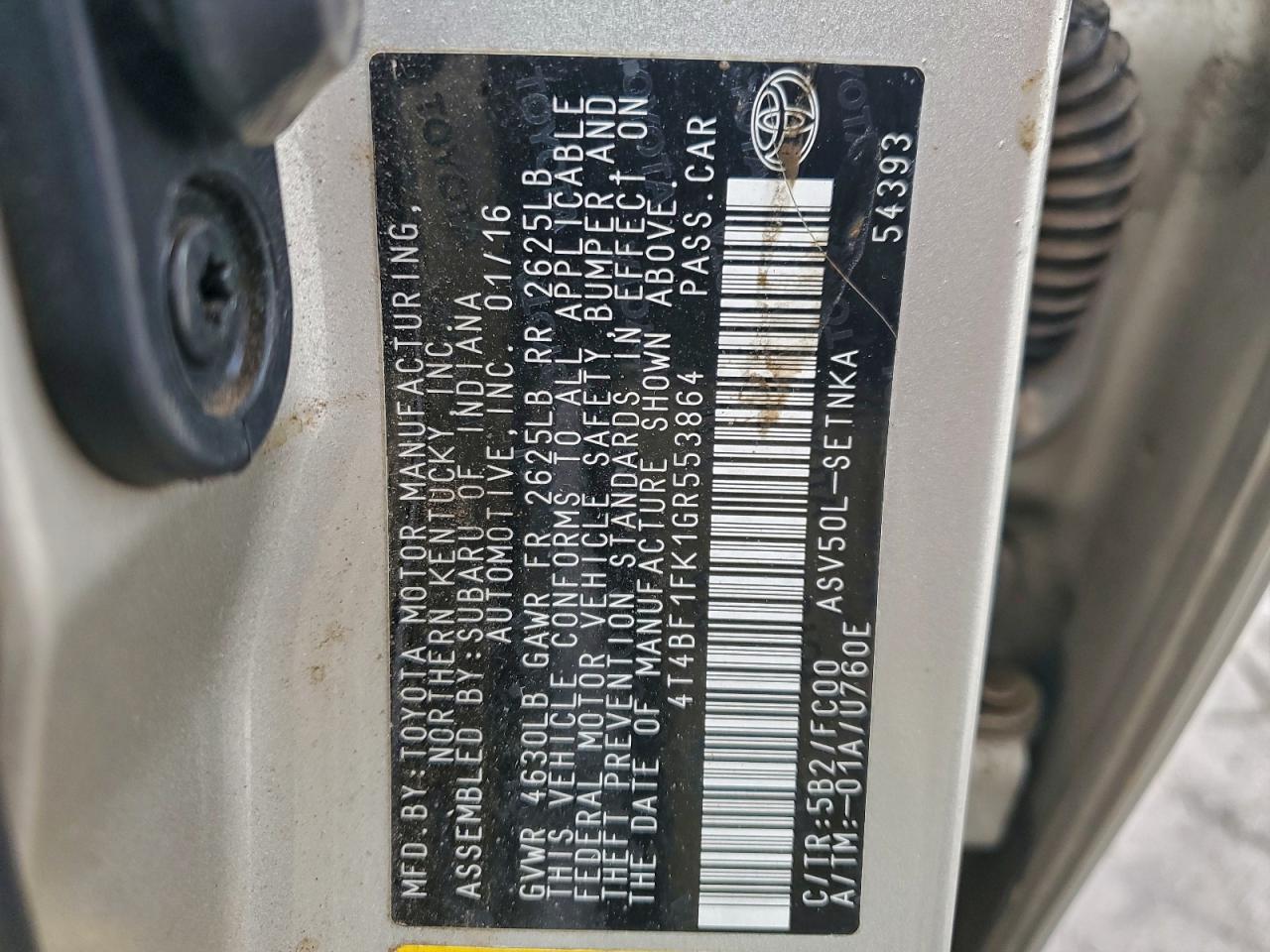 2016 TOYOTA CAMRY LE photo 12