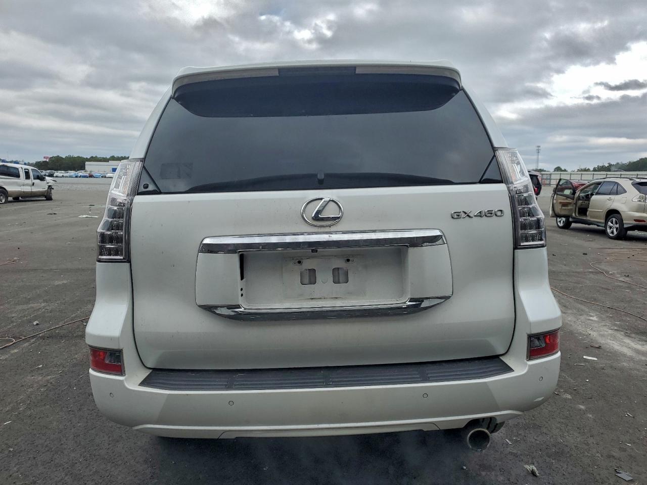 2015 LEXUS GX 460 photo 11