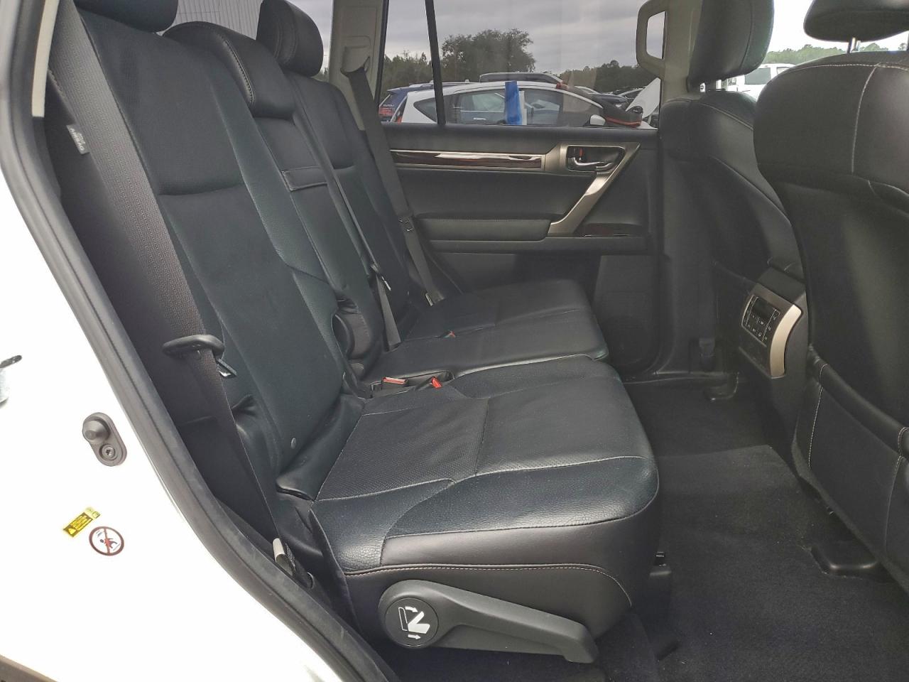 2015 LEXUS GX 460 photo 21
