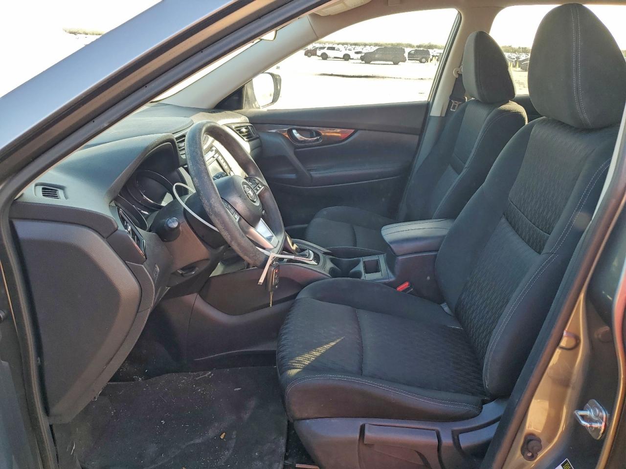 2018 NISSAN ROGUE S photo 13
