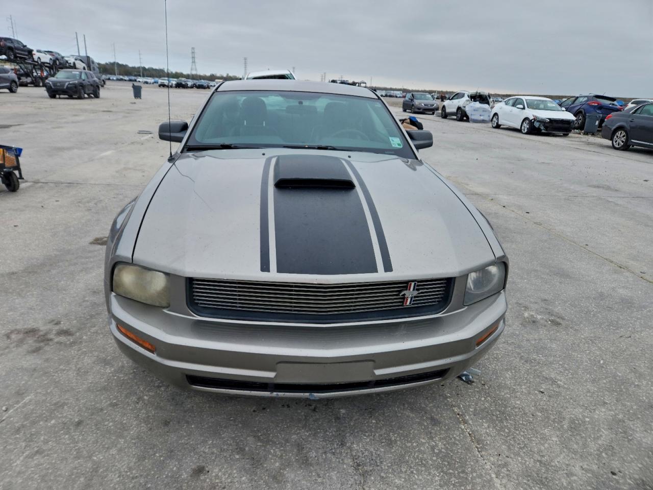 2008 FORD MUSTANG photo 9