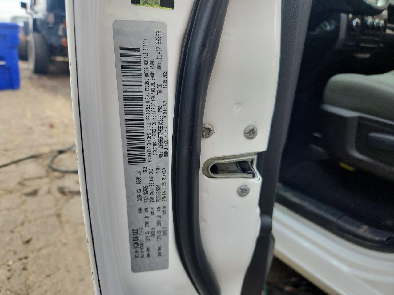 2017 RAM 1500 ST photo 12