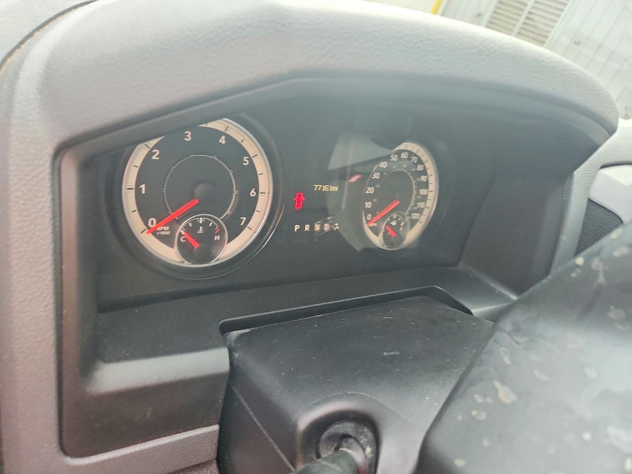 2017 RAM 1500 ST photo 9