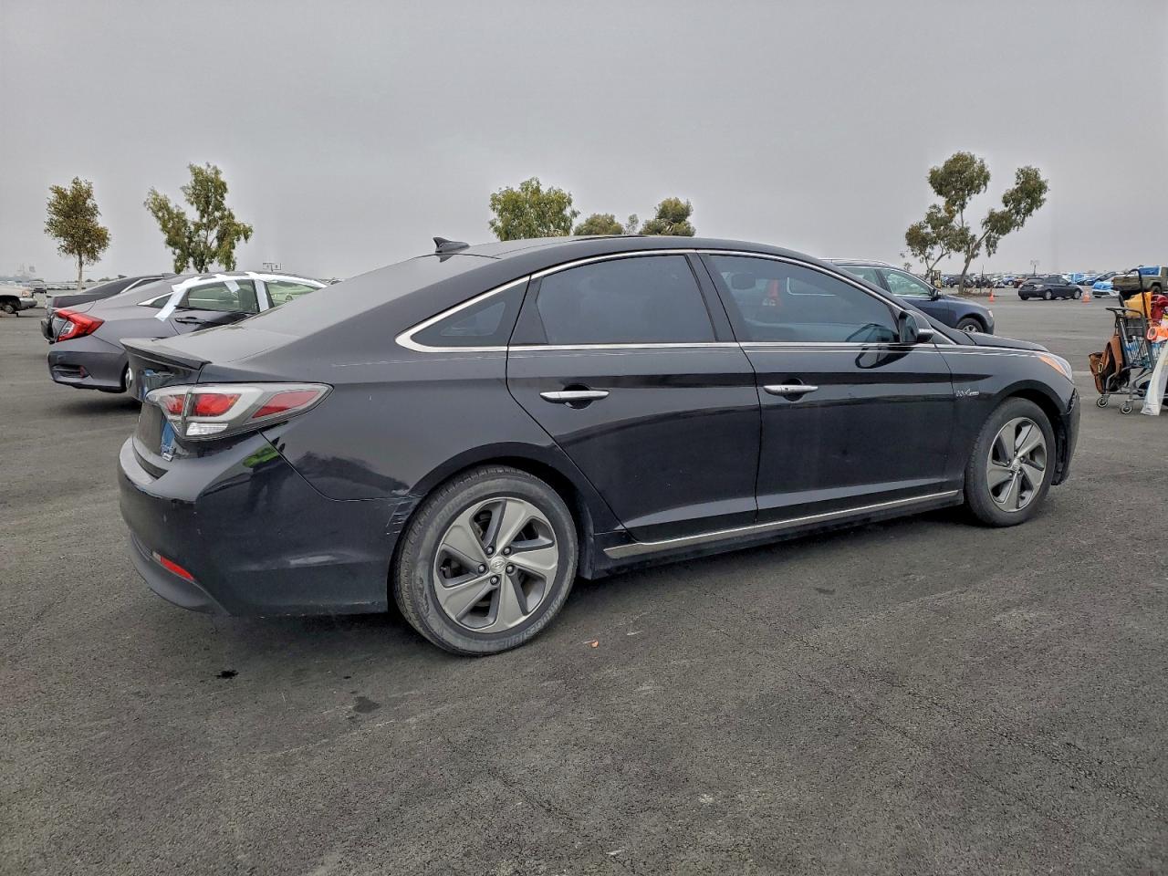 2016 HYUNDAI SONATA HYBRID photo 3