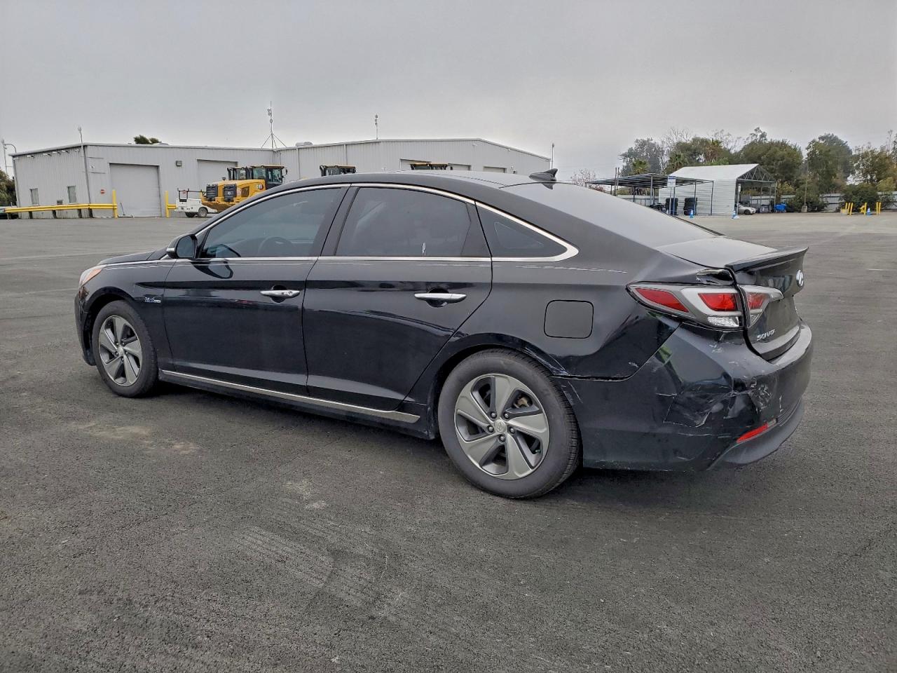 2016 HYUNDAI SONATA HYBRID photo 2