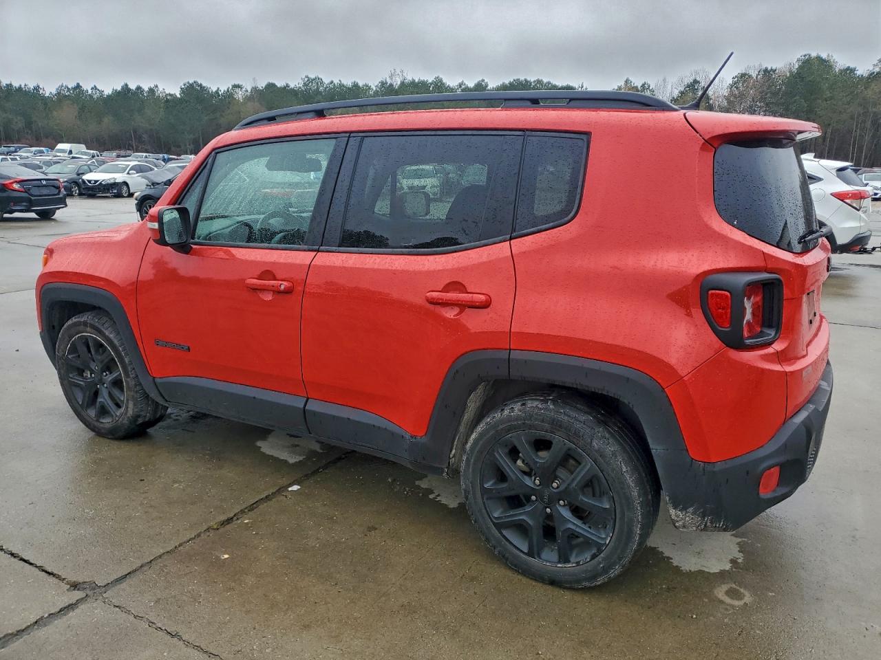 2017 JEEP RENEGADE LATITUDE photo 4