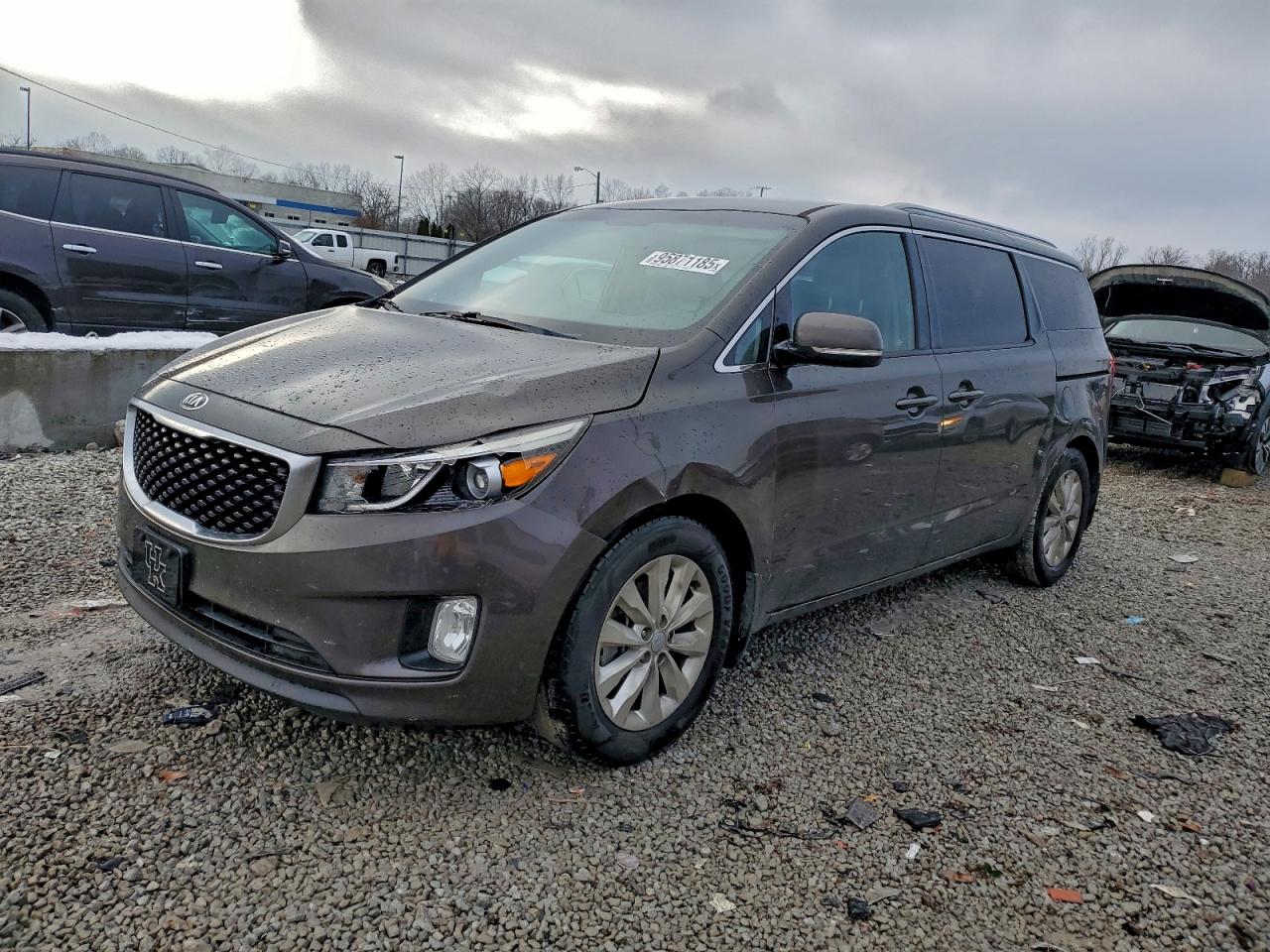 2016 KIA SEDONA