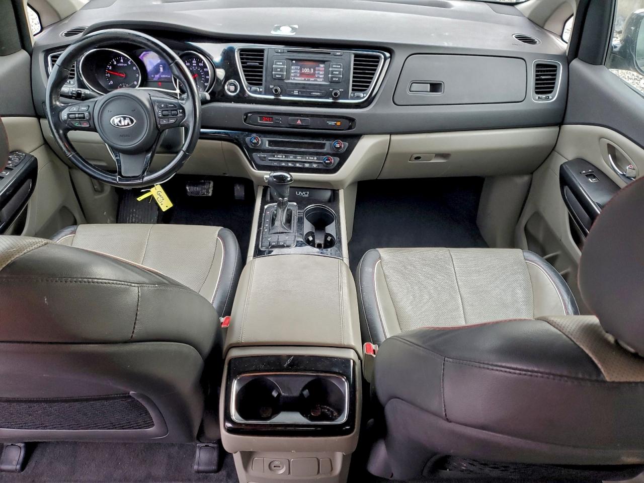 2016 KIA SEDONA EX photo 8