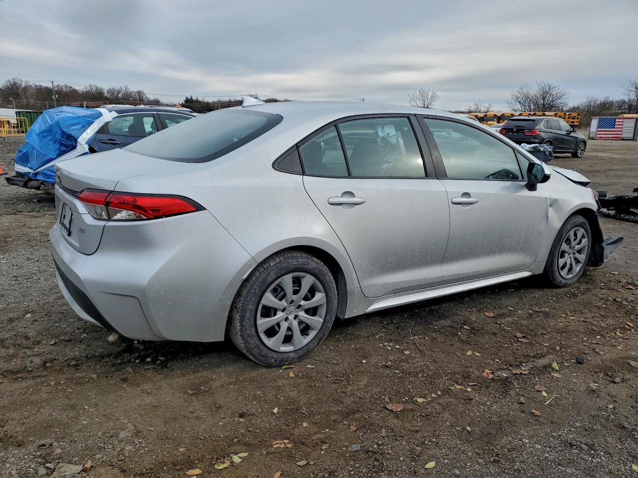 2022 TOYOTA COROLLA LE photo 5