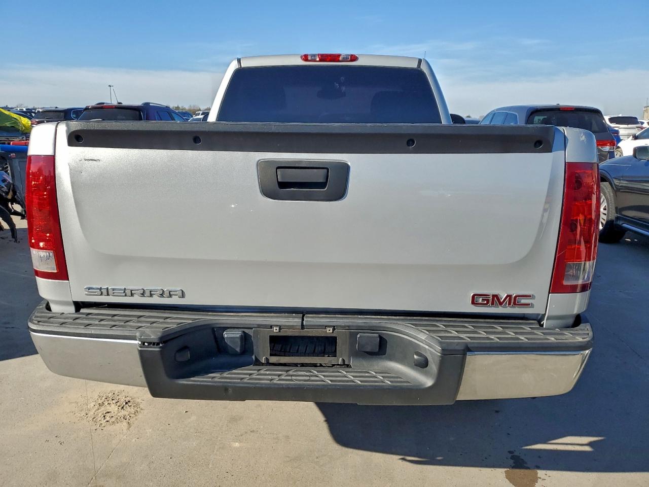 2010 GMC SIERRA C1500 photo 16