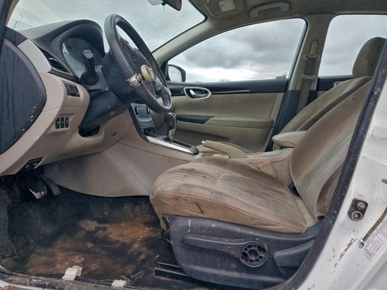 2016 NISSAN SENTRA SV photo 13