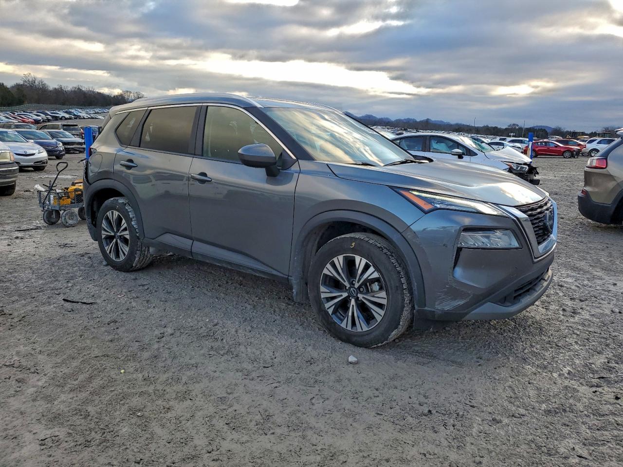 2023 NISSAN ROGUE SV photo 4