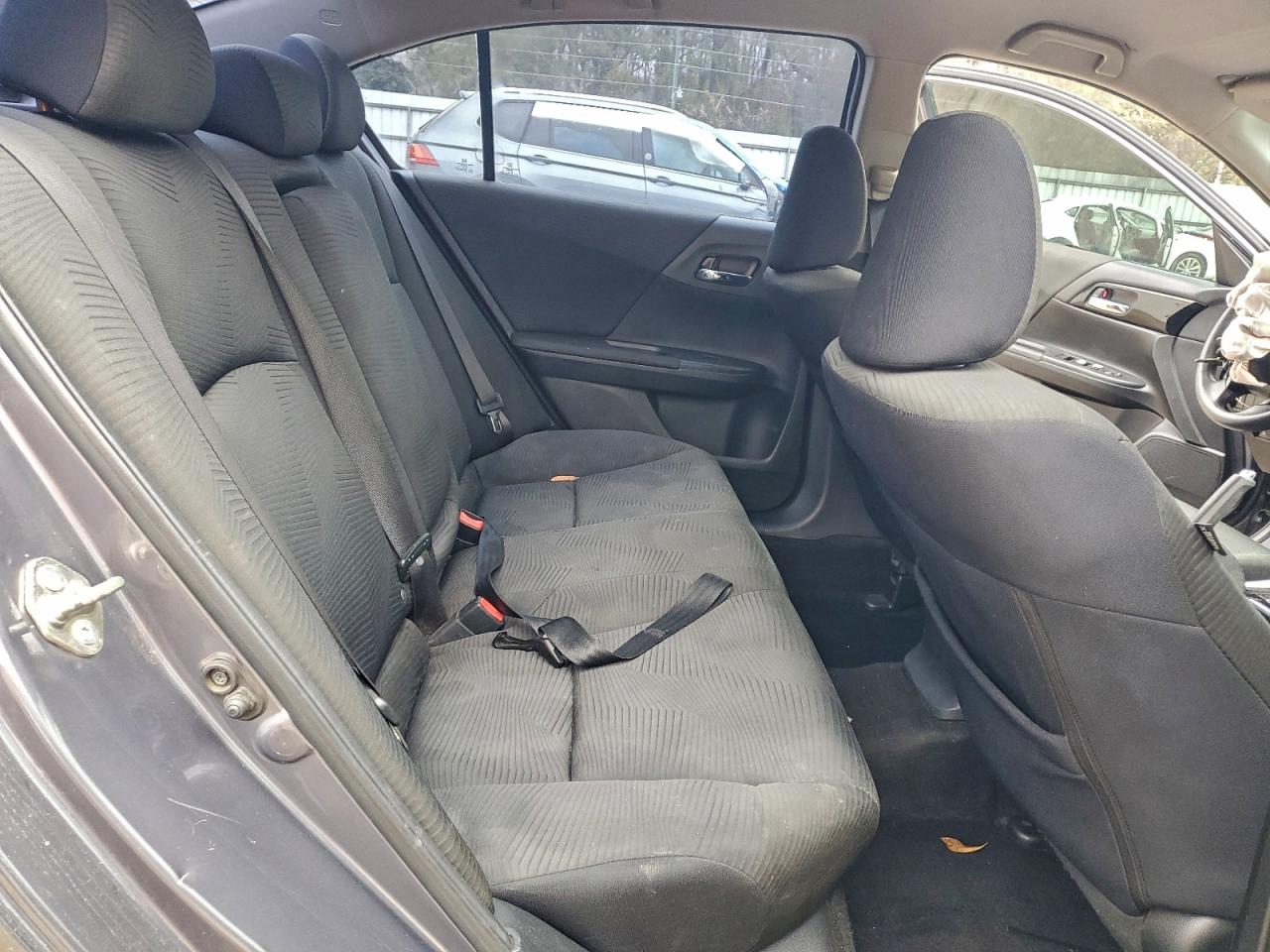 2016 HONDA ACCORD LX photo 19
