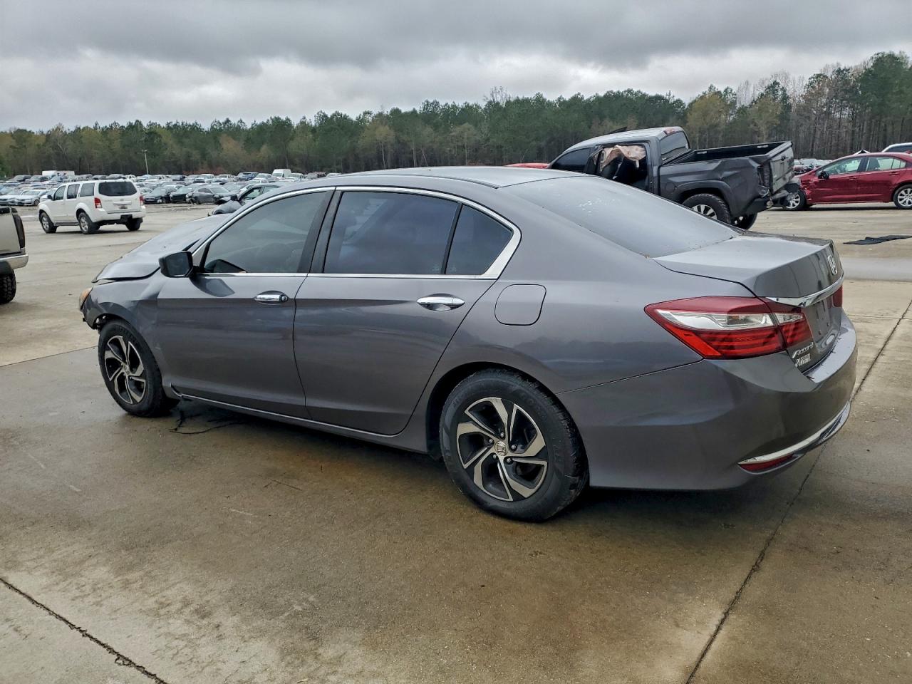 2016 HONDA ACCORD LX photo 3