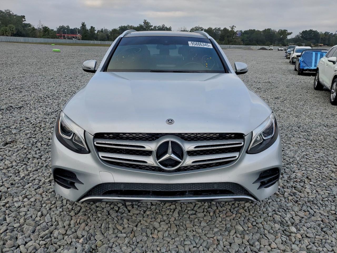 2018 MERCEDES-BENZ GLC 300 photo 5