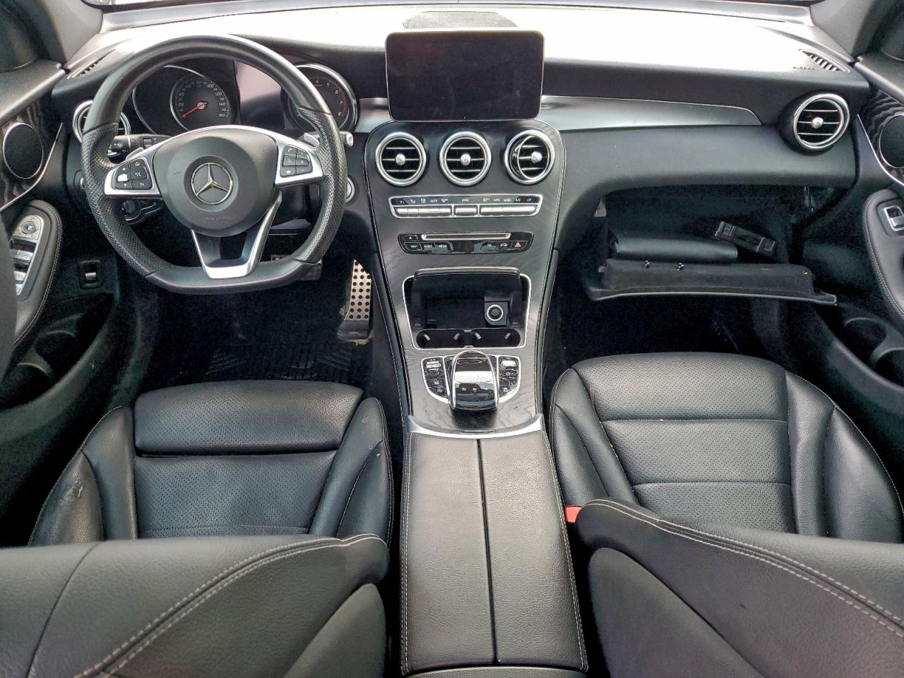 2018 MERCEDES-BENZ GLC 300 photo 8