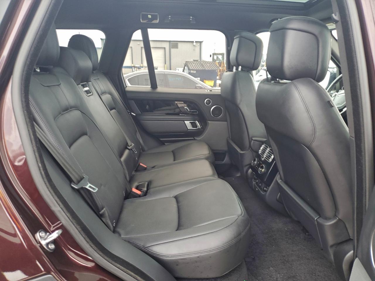 2019 LAND ROVER RANGE ROVER HSE photo 11