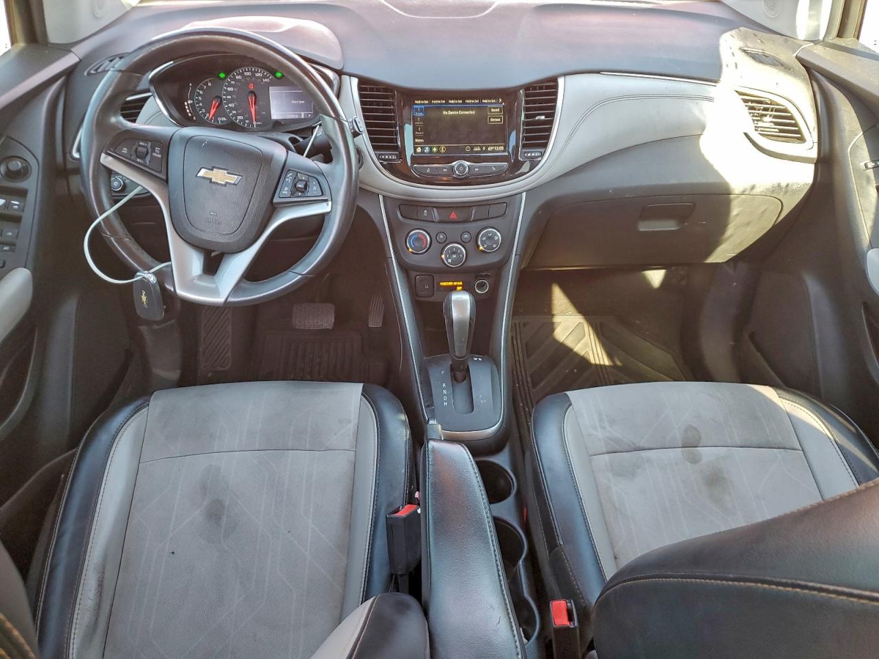2018 CHEVROLET TRAX 1LT photo 15
