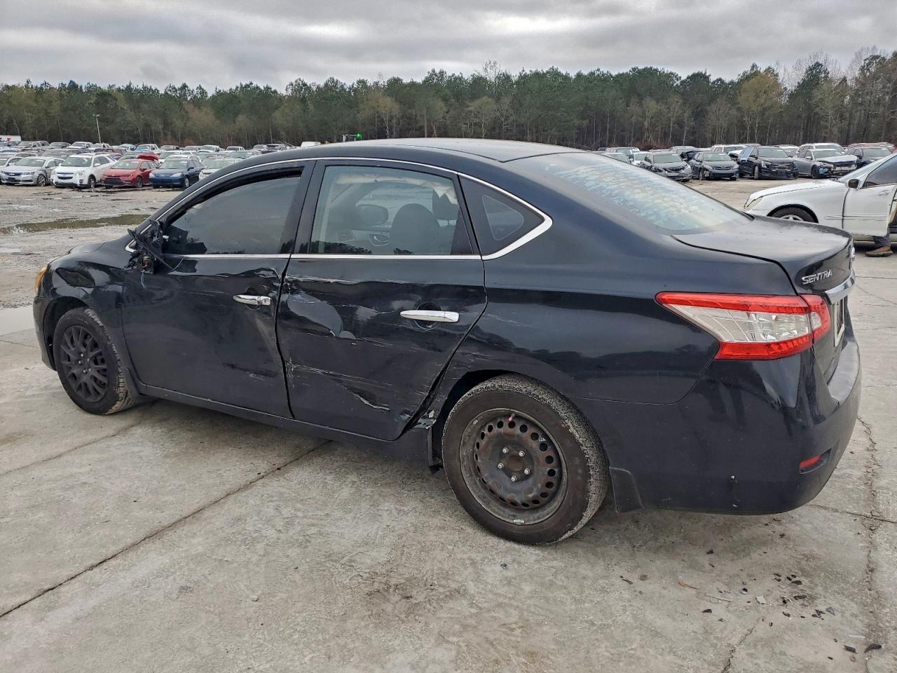 2015 NISSAN SENTRA S photo 3