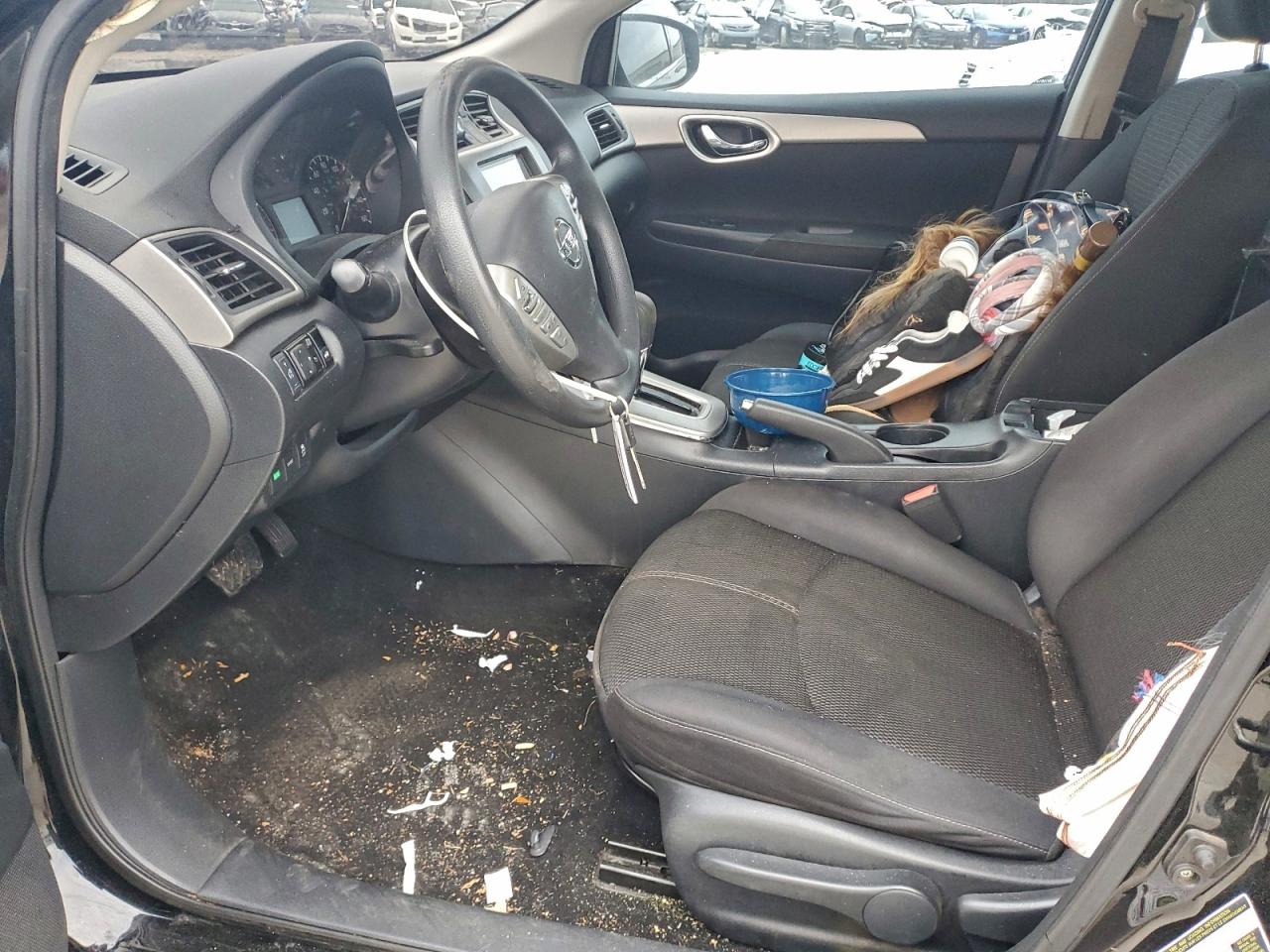 2015 NISSAN SENTRA S photo 13