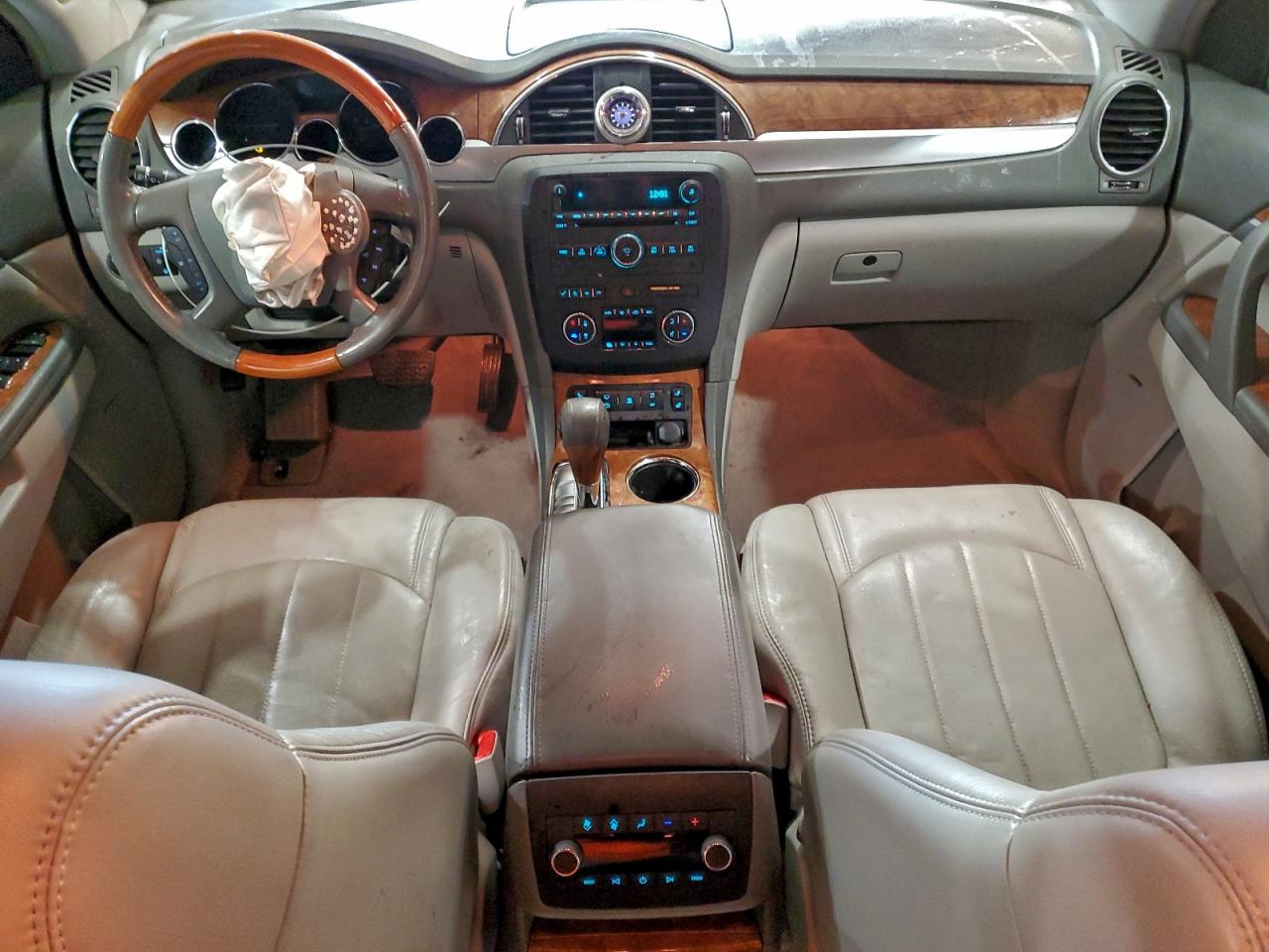 2008 BUICK ENCLAVE CXL photo 29