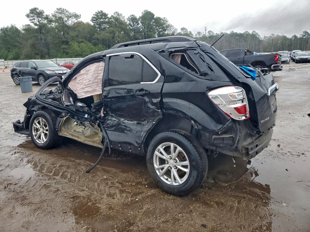 2017 CHEVROLET EQUINOX photo 3