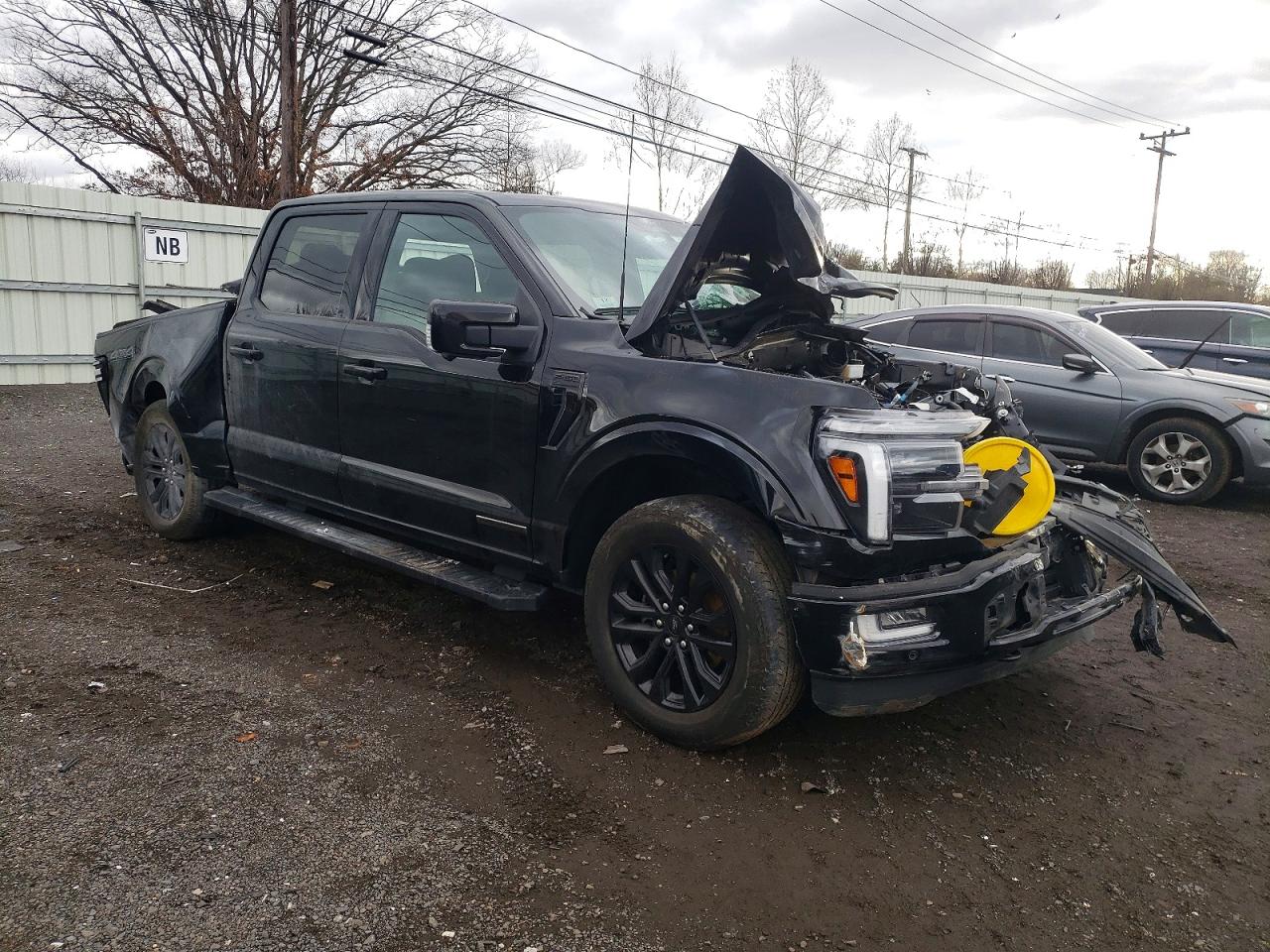 2024 FORD F150 LARIAT photo 10