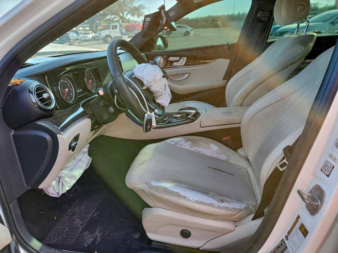 2017 MERCEDES-BENZ E 300 photo 7