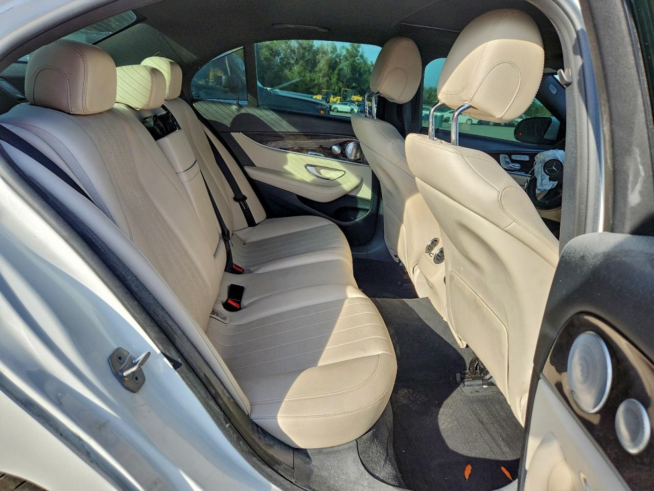 2017 MERCEDES-BENZ E 300 photo 10