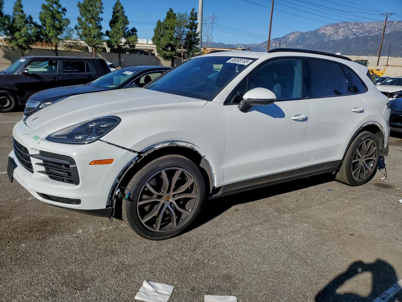2022 PORSCHE CAYENNE