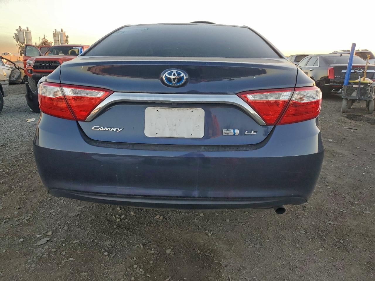 2016 TOYOTA CAMRY photo 11