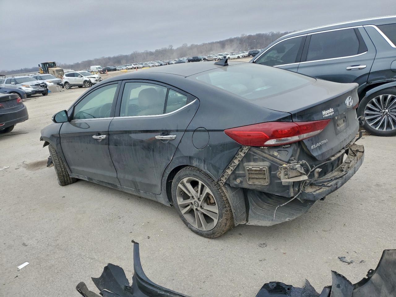2017 HYUNDAI ELANTRA LIMITED photo 2