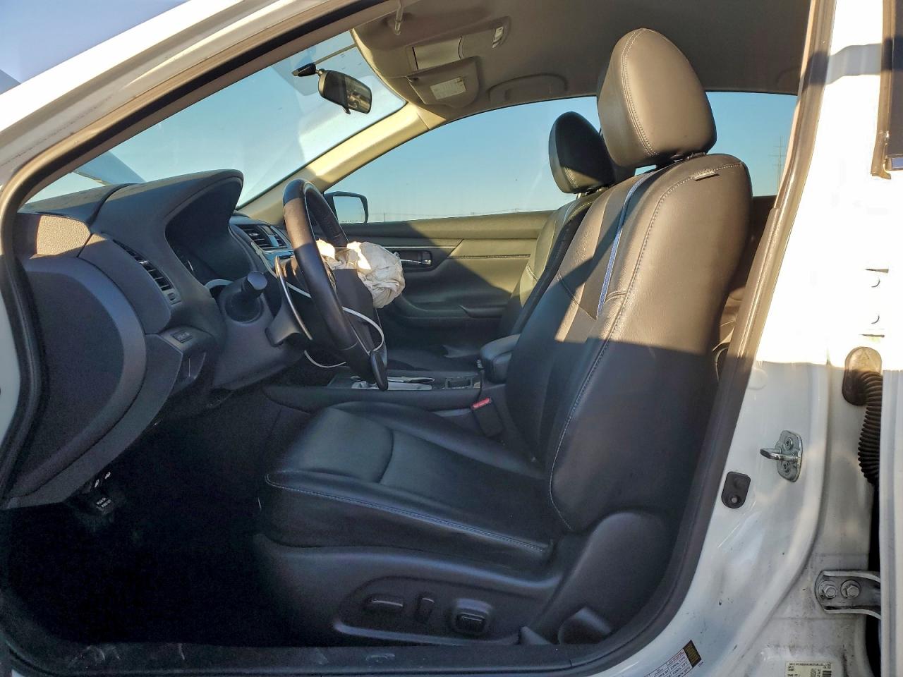 2018 NISSAN ALTIMA 2.5 SR photo 7