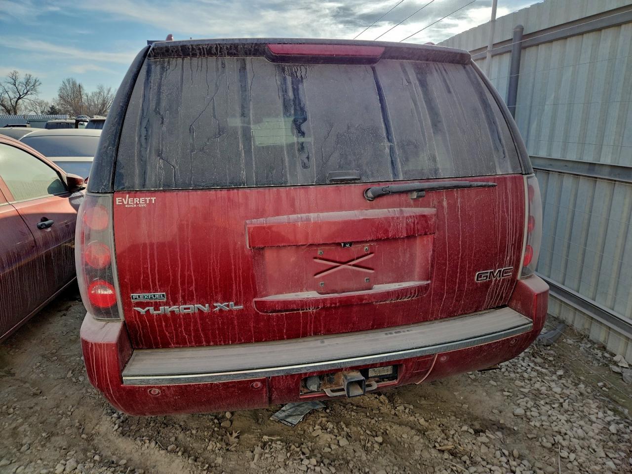 2012 GMC YUKON XL DENALI photo 16