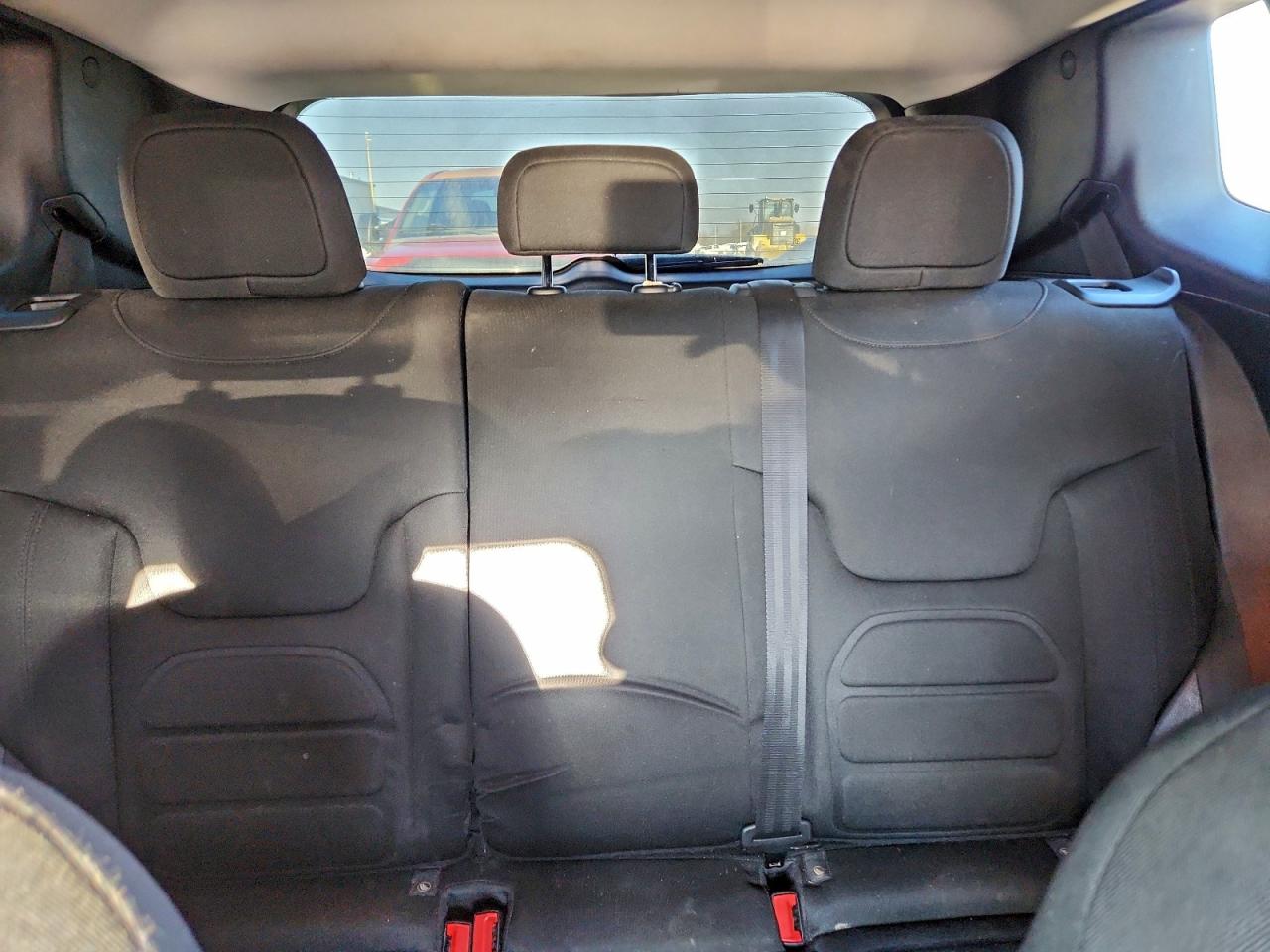 2020 JEEP RENEGADE LATITUDE photo 19