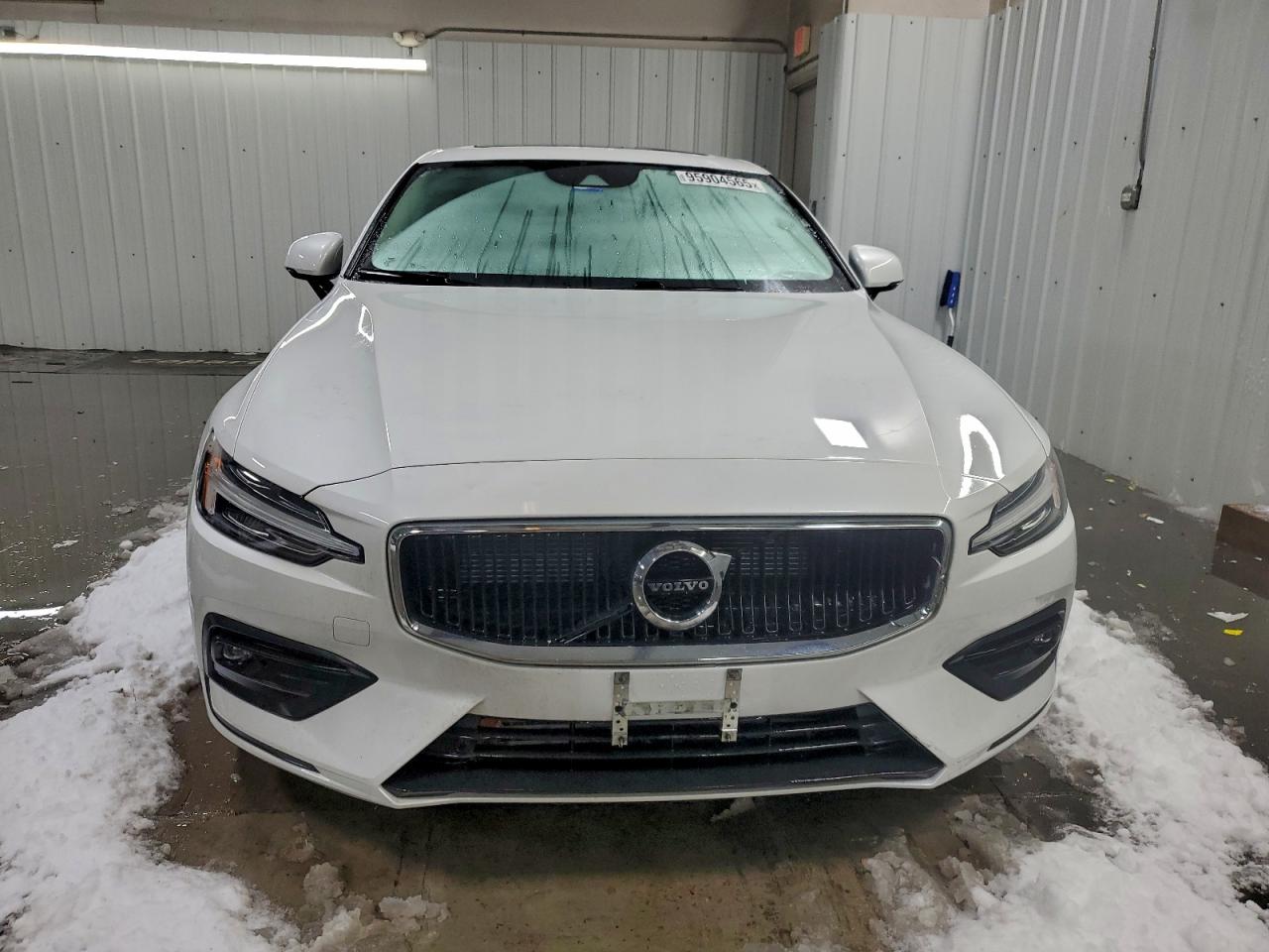 2021 VOLVO S60 T6 MOMENTUM photo 9