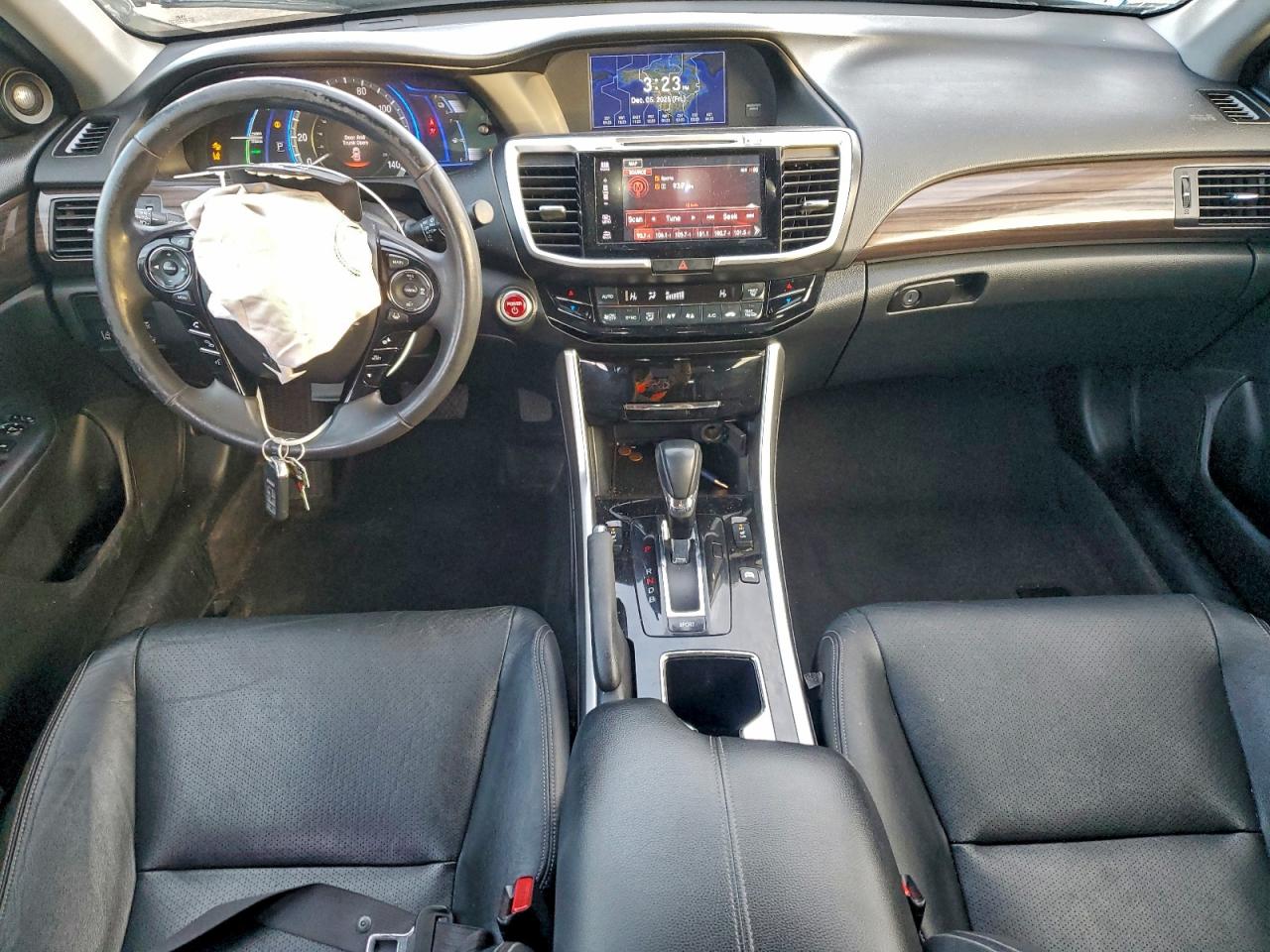 2017 HONDA ACCORD TOURING HYBRID photo 8