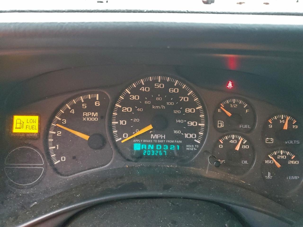 2000 CHEVROLET SILVERADO K1500 photo 25