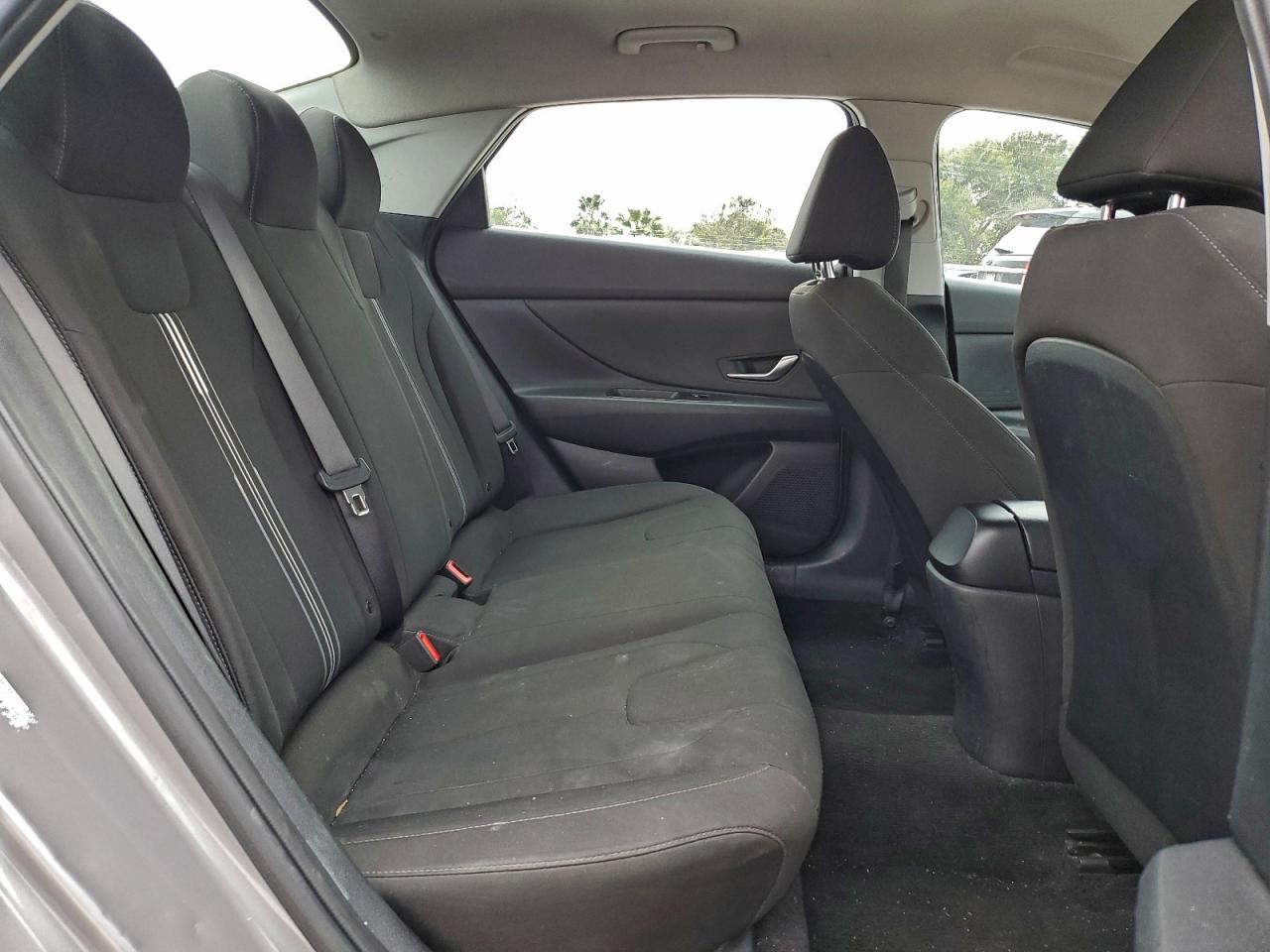 2021 HYUNDAI ELANTRA SEL photo 10