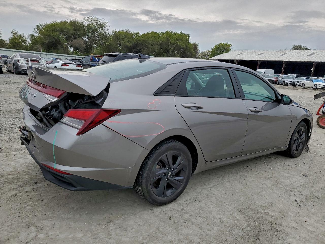 2021 HYUNDAI ELANTRA SEL photo 3