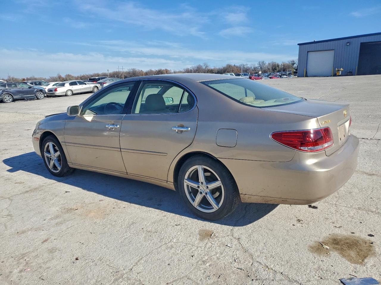 2005 LEXUS ES 330 photo 2