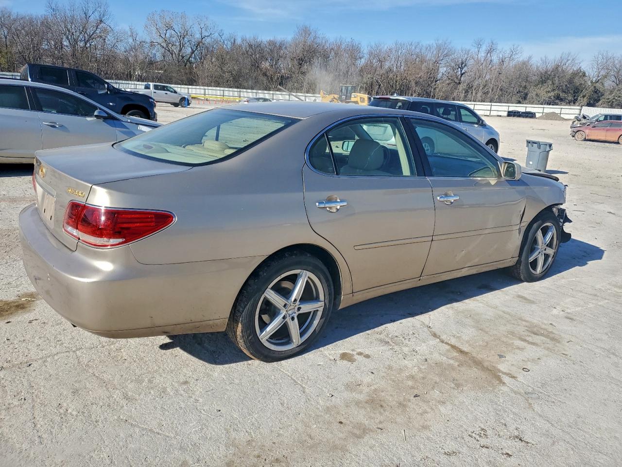 2005 LEXUS ES 330 photo 3