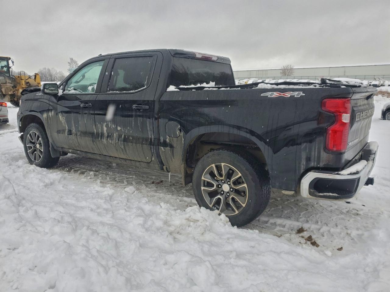 2024 CHEVROLET SILVERADO K1500 LT-L photo 4