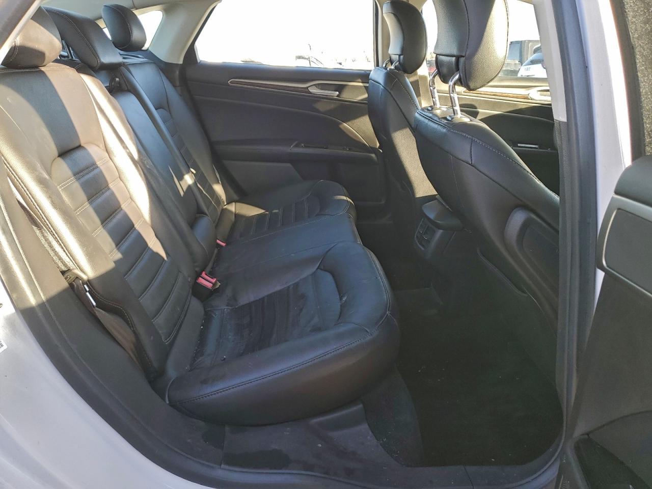 2013 FORD FUSION SE photo 10