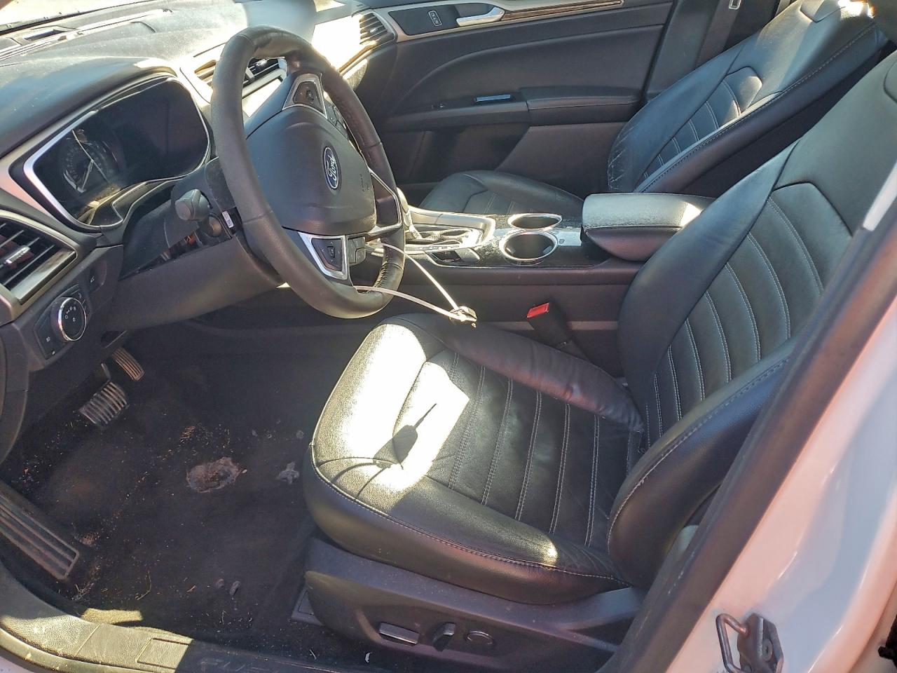 2013 FORD FUSION SE photo 7