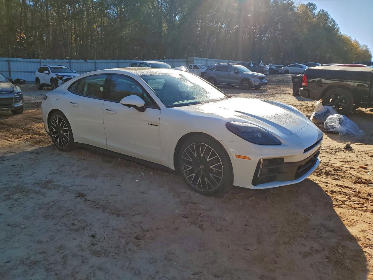 2025 PORSCHE PANAMERA 4 E-HYBRID photo 4