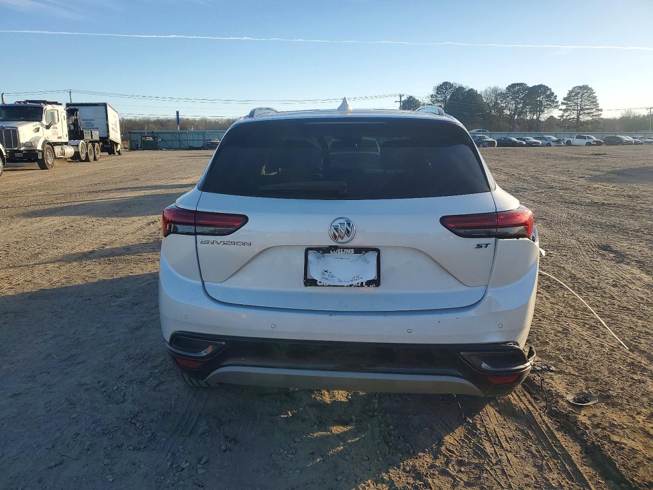 2023 BUICK ENVISION ESSENCE photo 6