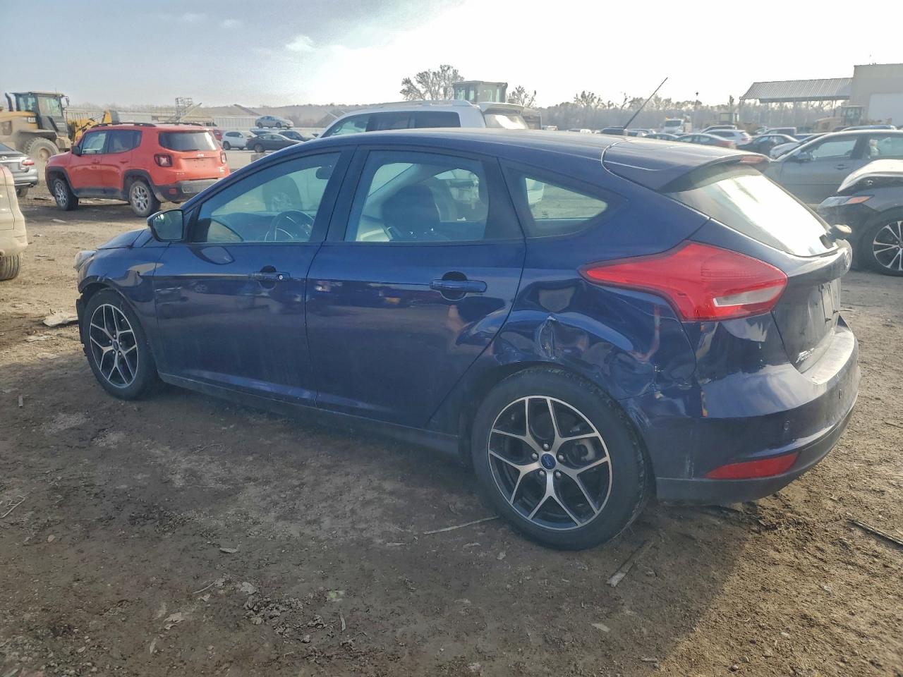 2017 FORD FOCUS SEL photo 2