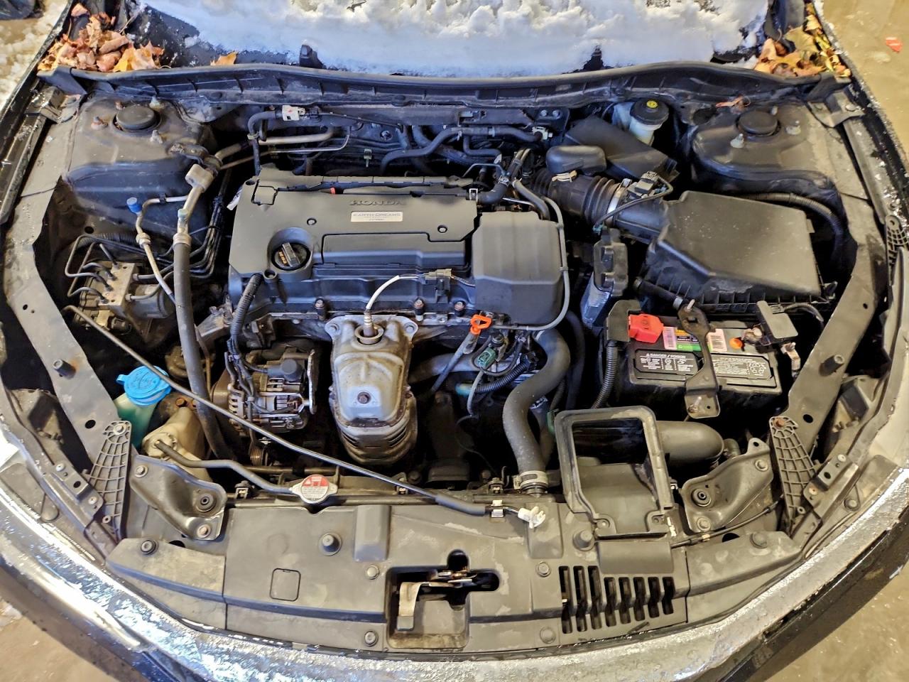 2016 HONDA ACCORD LX photo 11