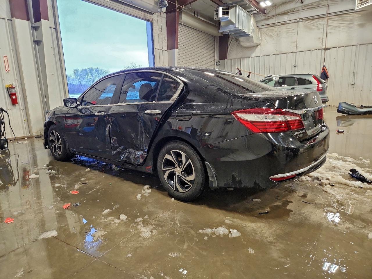 2016 HONDA ACCORD LX photo 2